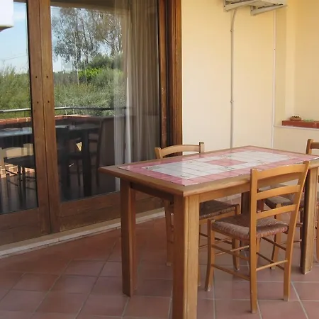 Dora Feriehus Trappeto (Sicily)