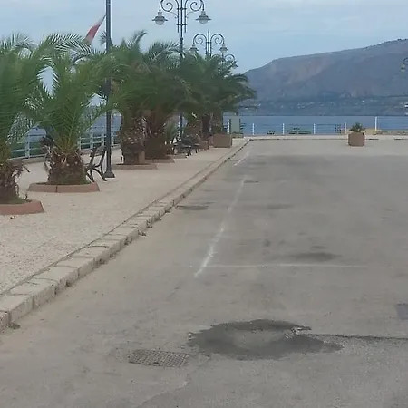 Dora Trappeto (Sicily)