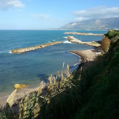 Dora Trappeto (Sicily)